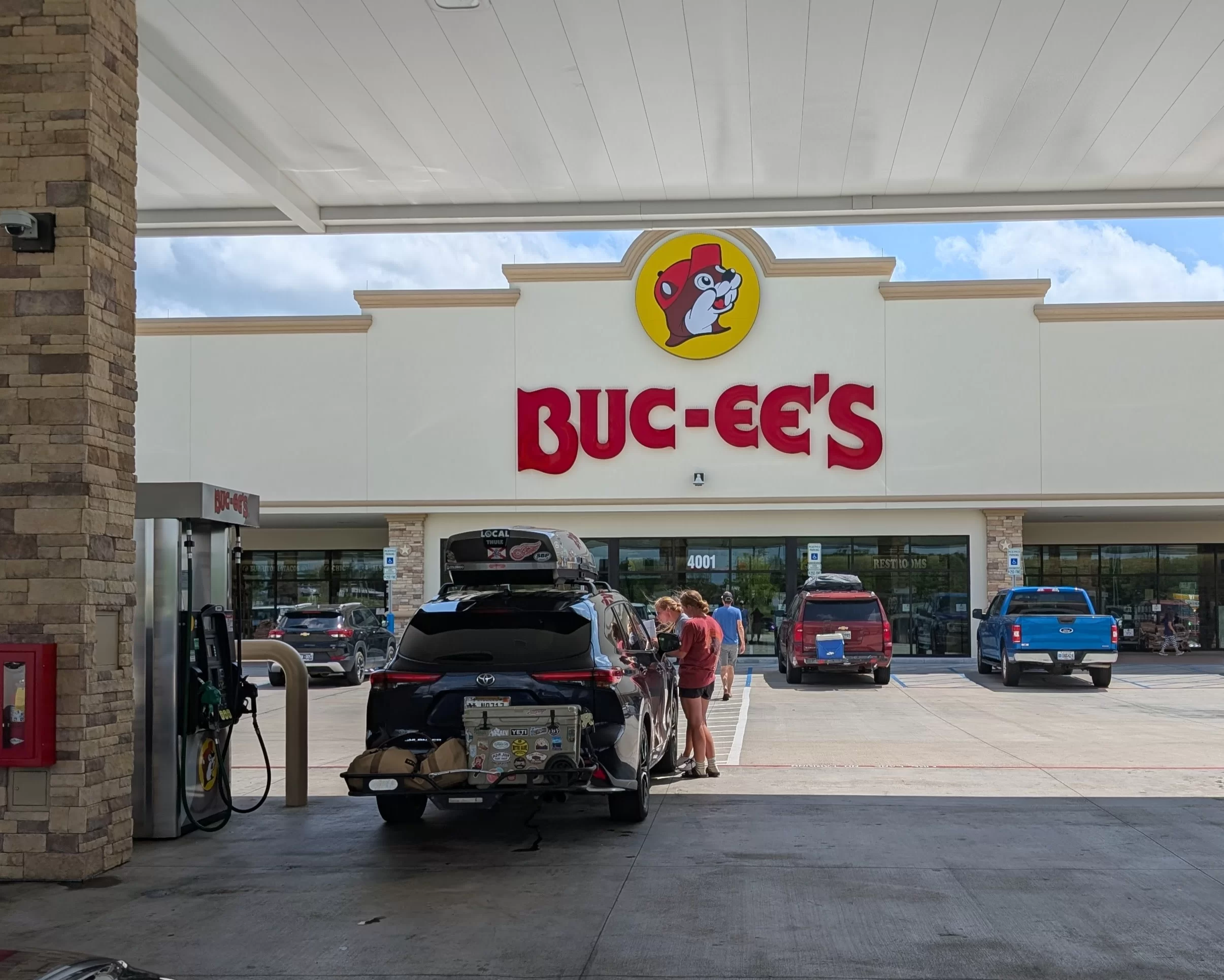 pasq-adv1-entering-buc-ees.webp